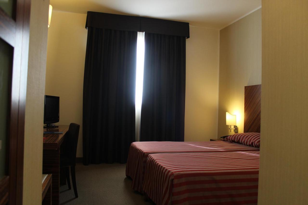 Hotel Mh Fiera Plasencia
