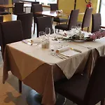 Mh Hotel Piacenza Fiera 