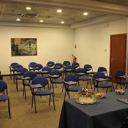 Mh Hotel Piacenza Fiera 